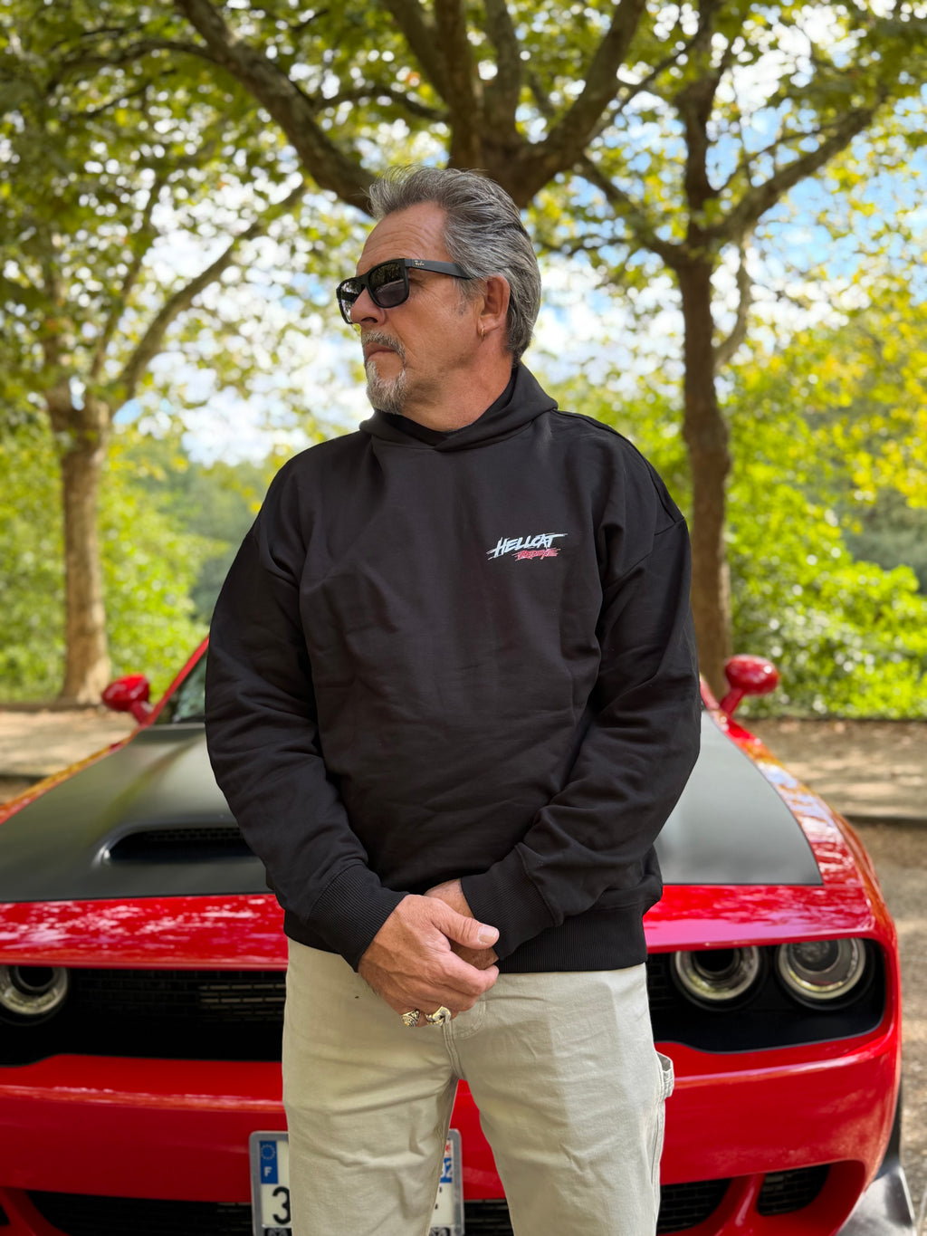 SWEAT A CAPUCHE HELLCAT NOIR