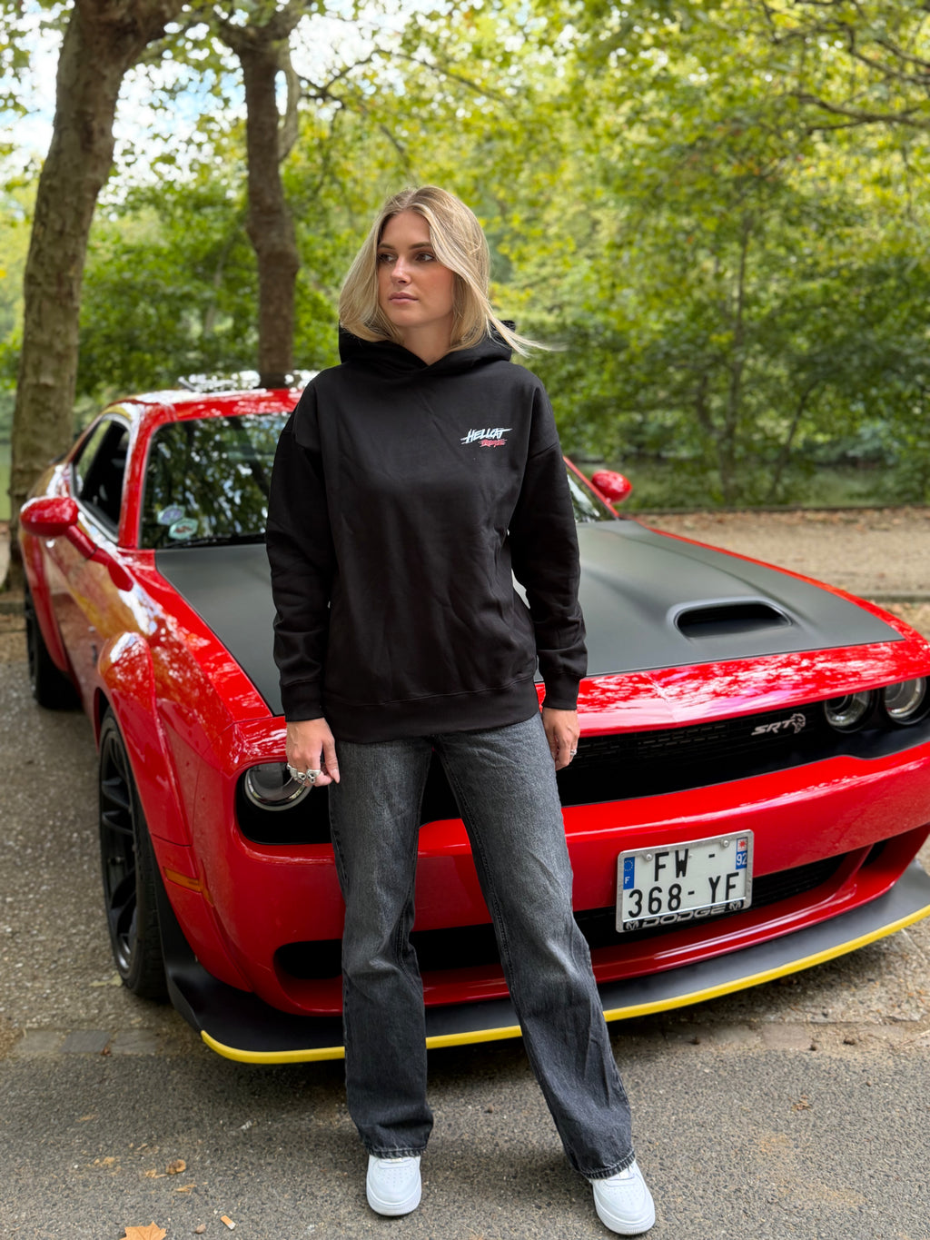 SWEAT A CAPUCHE HELLCAT NOIR